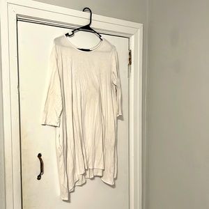 EUC White 3/4 Sleeve Tunic- HAS POCKETS!